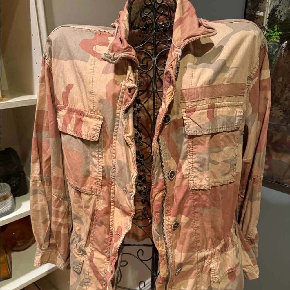 New with tag - Free People, camouflage jacket.